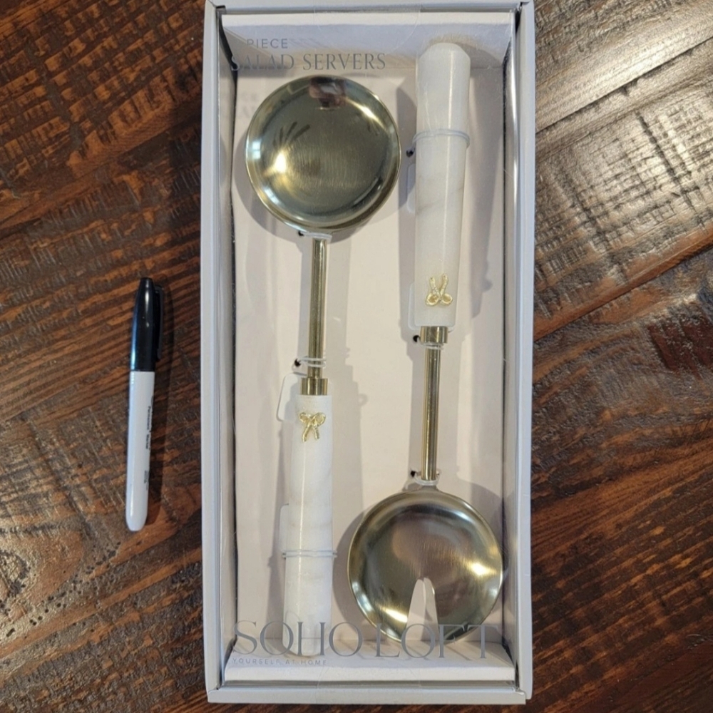 SOHO LOFT 2 PIECE SET GOLD & MARBLE‎ SALAD SERVER SET With Bow Design